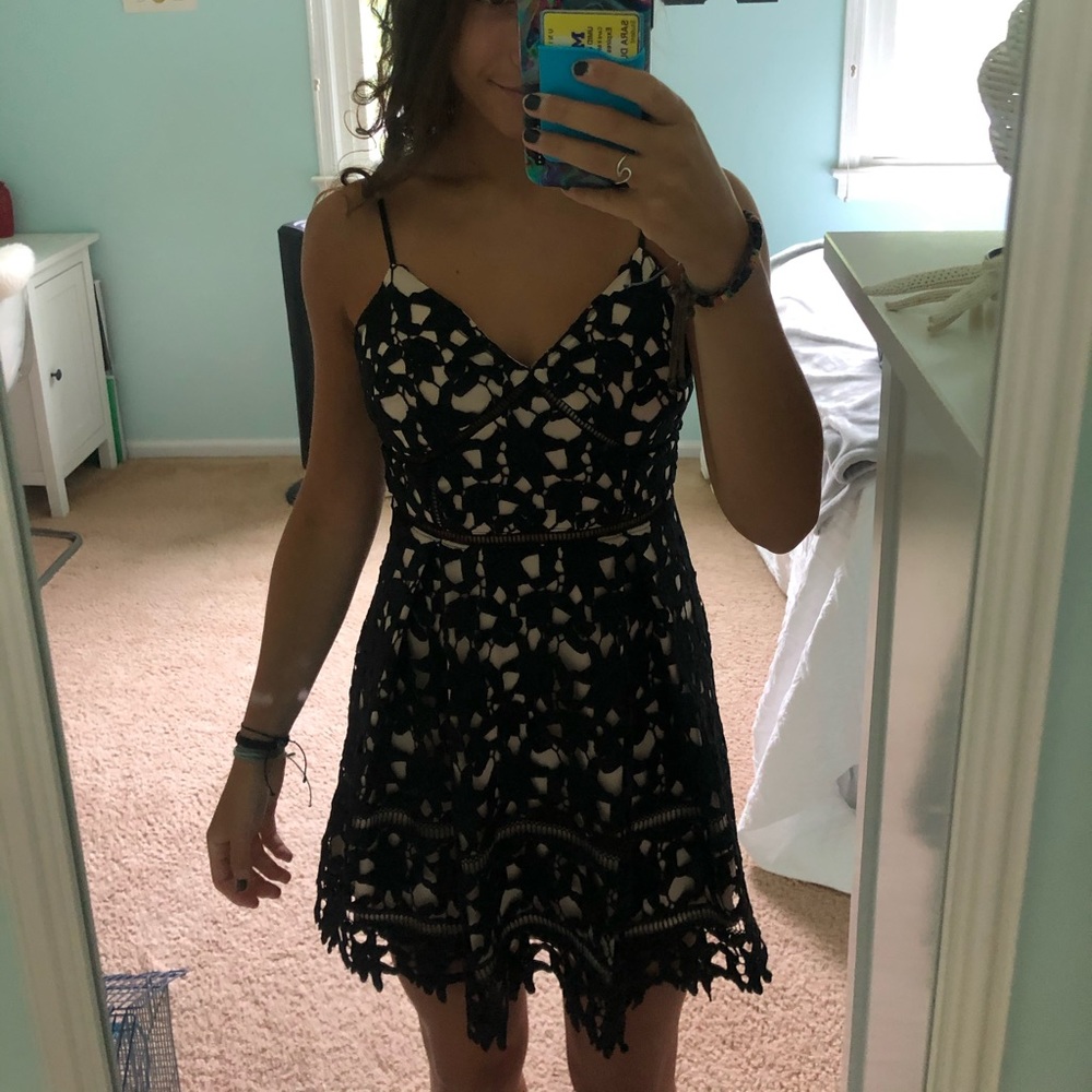 WINDSOR LACE DRESS